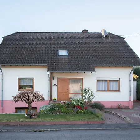 Haus Elfriede 4* 孔茨